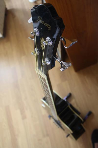 Venta bajo electroacústico Ibanez AEB8EBK