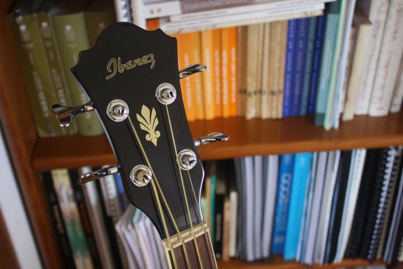 Venta bajo electroacústico Ibanez AEB8EBK