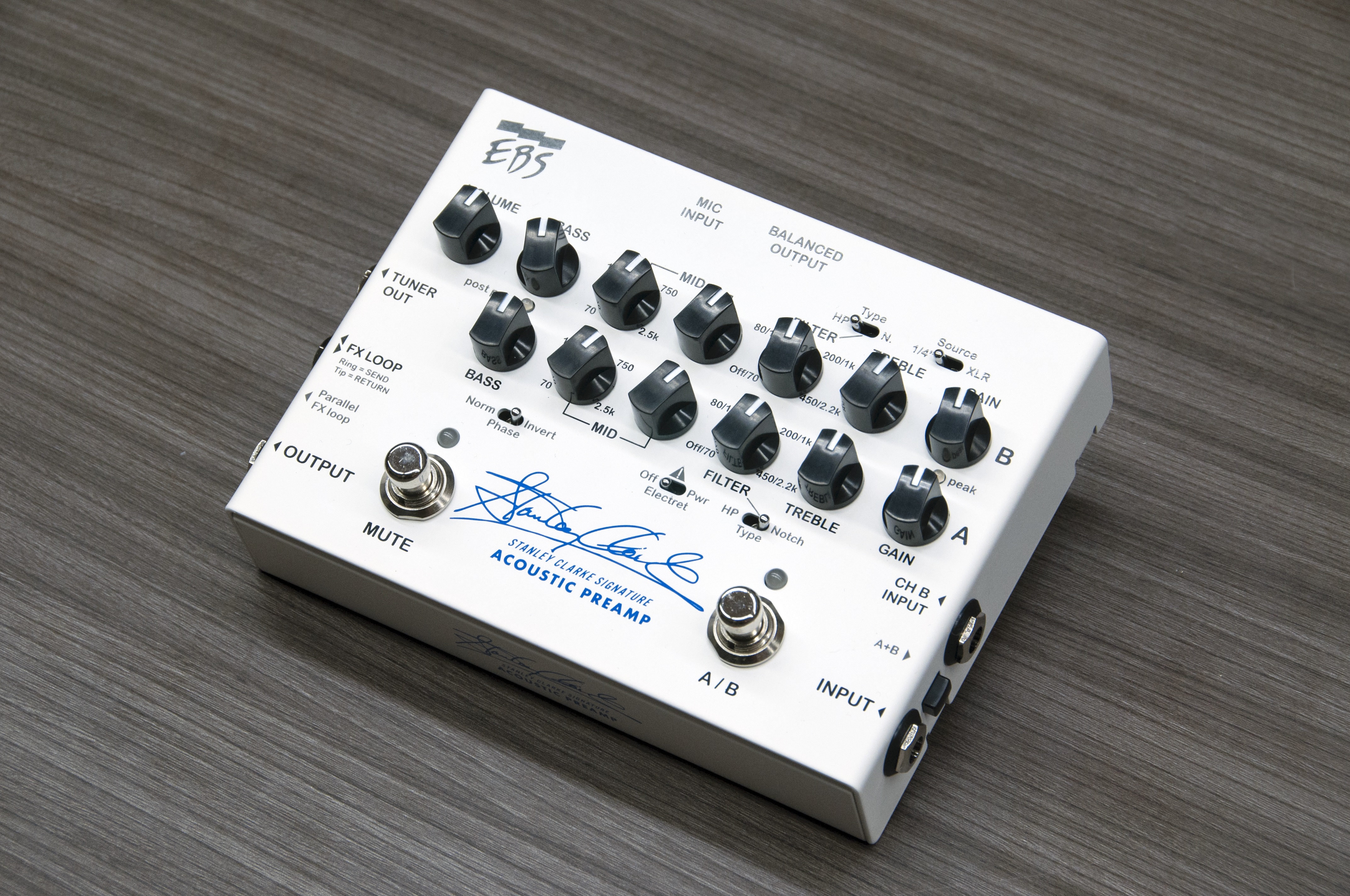 EBS Stanley Clarke Acoustic Preamp review - Bajos y Bajistas